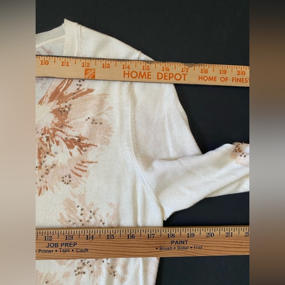 Talbots XL Cream Embellished sequins, beads Floral Long Sleeve Sweater Women's - Picture 7 of 16